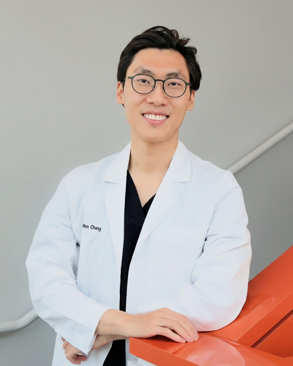 Dr. Il Won Chang, prosthodontist in East Bridgewater, Massachusetts